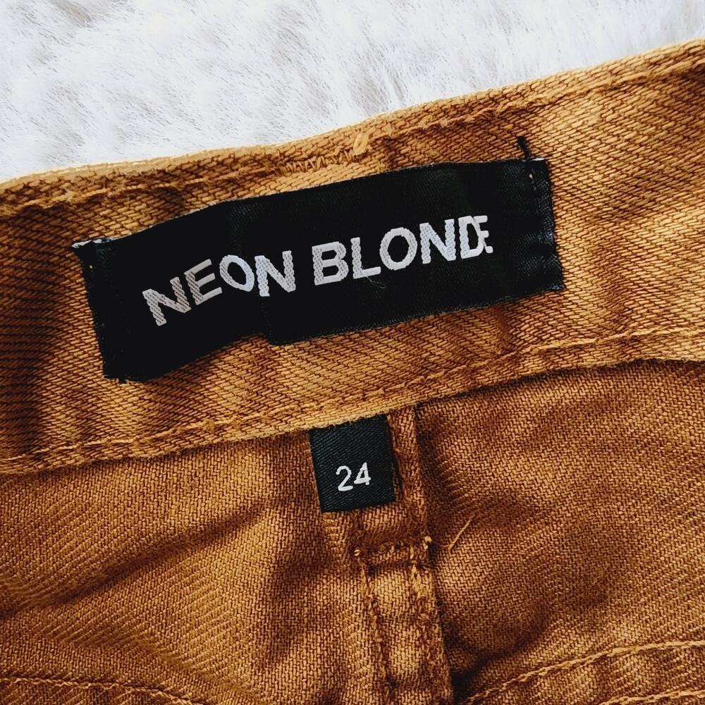 Neon Blonde Tease Distressed Denim Mini Skirt NWT Wild Honey Raw Hem Revolve 24 - Picture 7 of 10